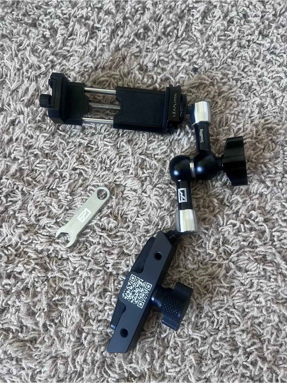 New Fence Mod Phone Holder Chain Link Fence Mount For Phone Camera